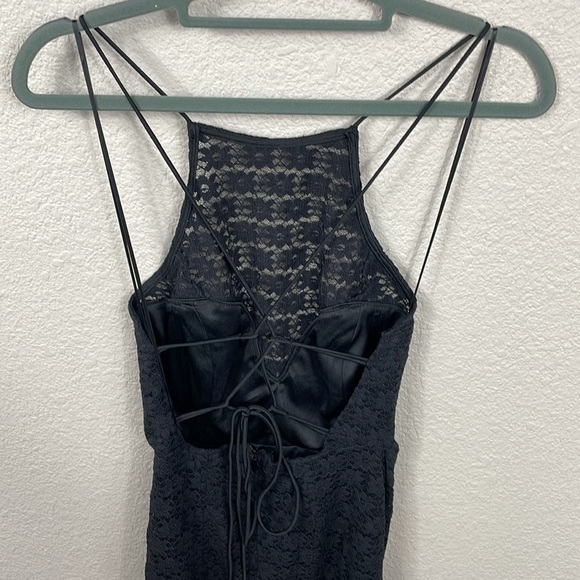 New Bardot Chameleon Lace Midi Dress In Black Strappy Open Back Sz S - Picture 7 of 16